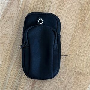 Running Arm Band with 2 Pockets for Phone/Keys